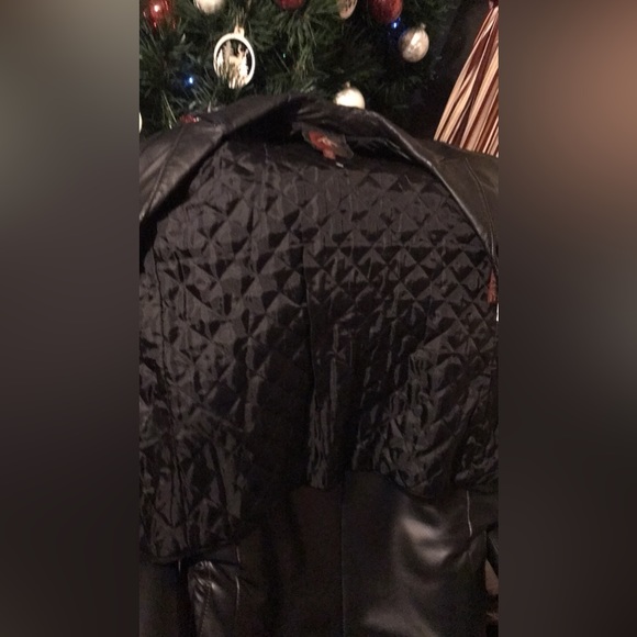 Vtg. G 111 genuine black leather jacket, size MM - Picture 14 of 17